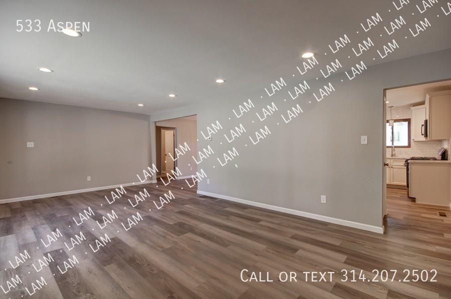 533 Aspen Dr - Photo 4 of 18