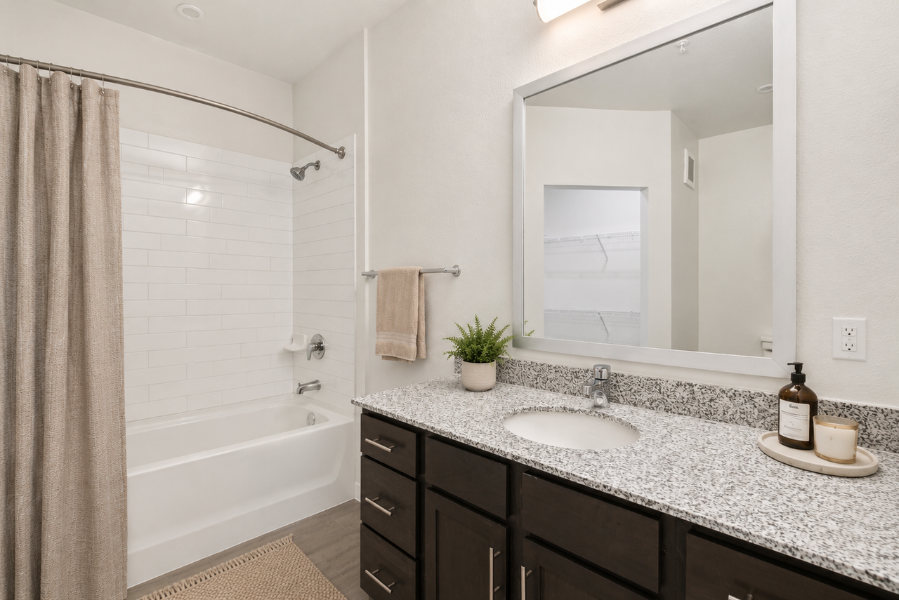 Ekos City Heights - Photo 3 of 28