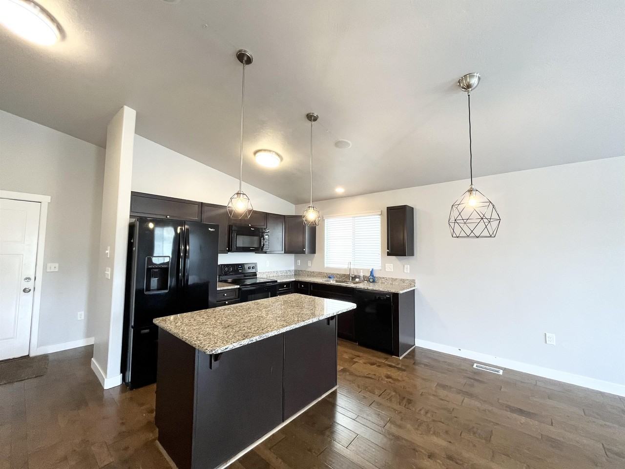 621 W Koins Way #1 - Photo 5 of 42