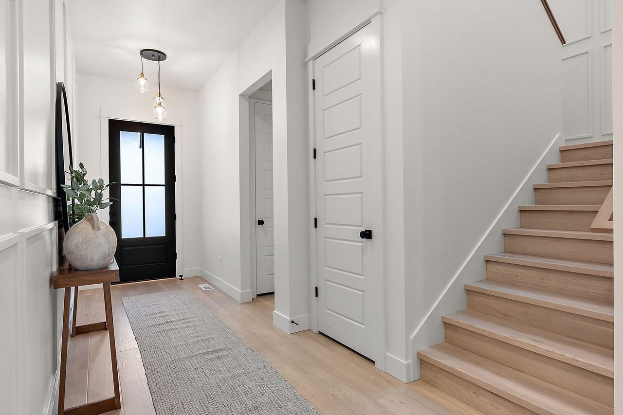 6862 N Willowside Ave #1 - Photo 4 of 45