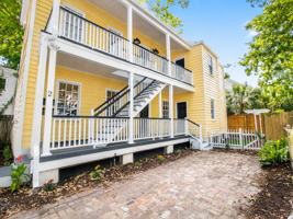 featured image of 2 Oliver's Court - 1UNIT A - Lower #1