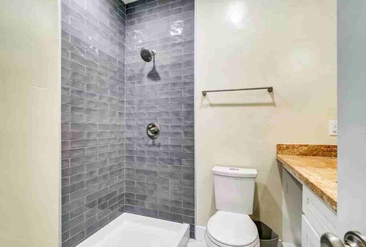 601 T St #1 - Photo 3 of 24