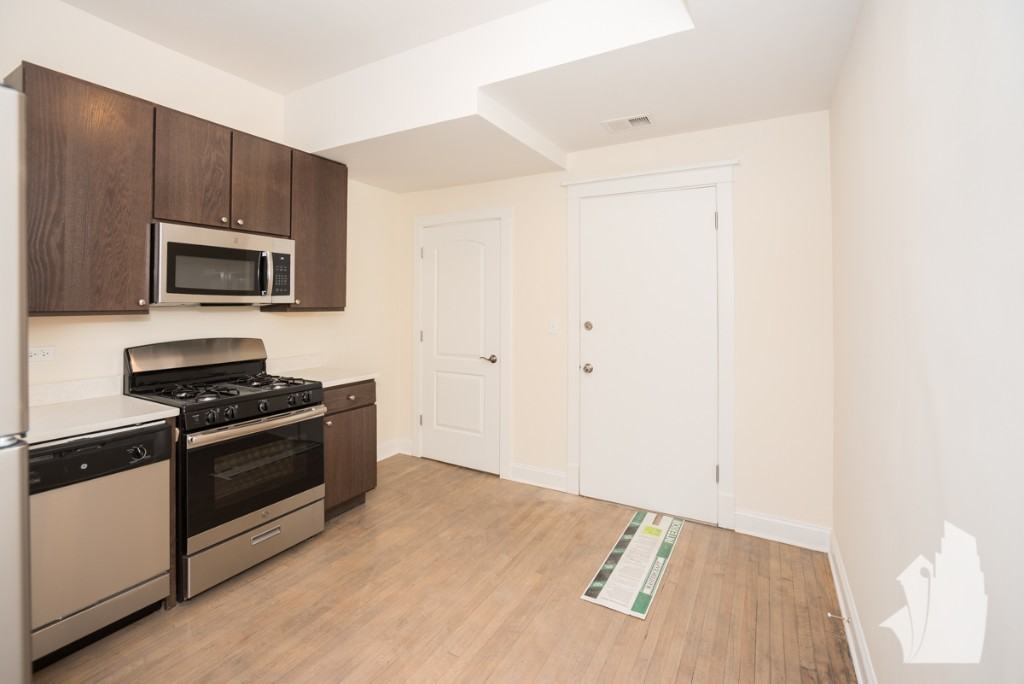 2814 N Troy St #3F - Photo 5 of 13