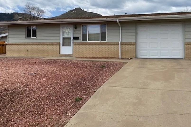 514 Maple St #514 - Photo 2 of 15