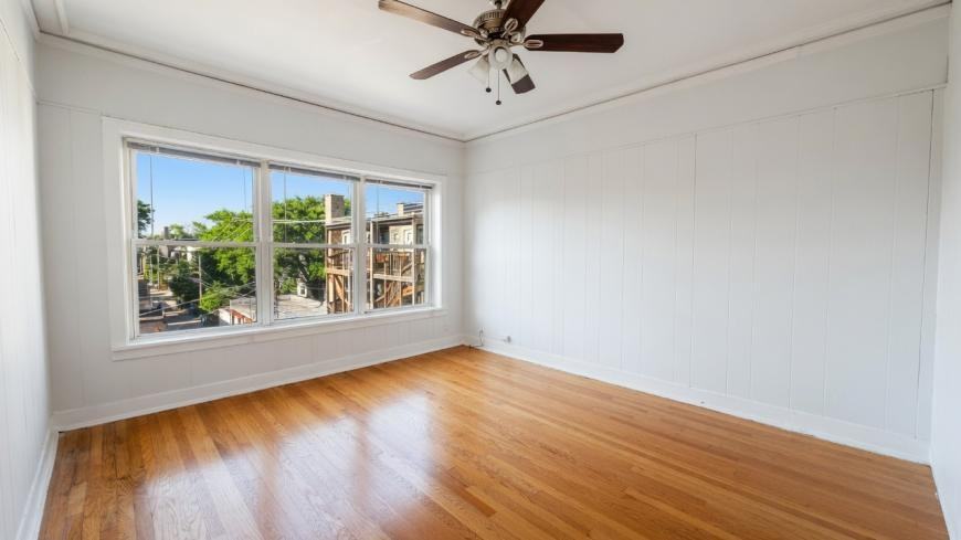 1441 W North Shore Ave - Photo 4 of 10