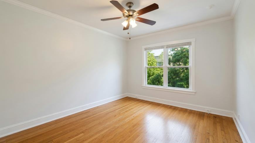 1441 W North Shore Ave - Photo 7 of 10