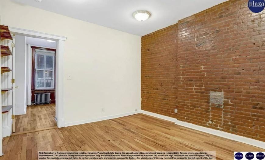 121 Bank St - Photo 4 of 10