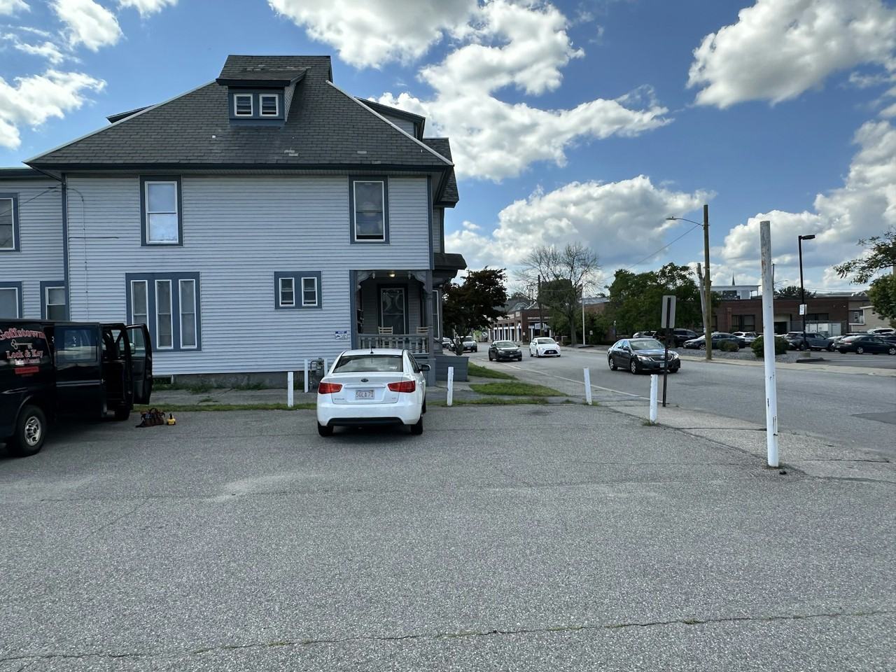 319 Hanover Street, Unit 4 - Photo 2 of 14