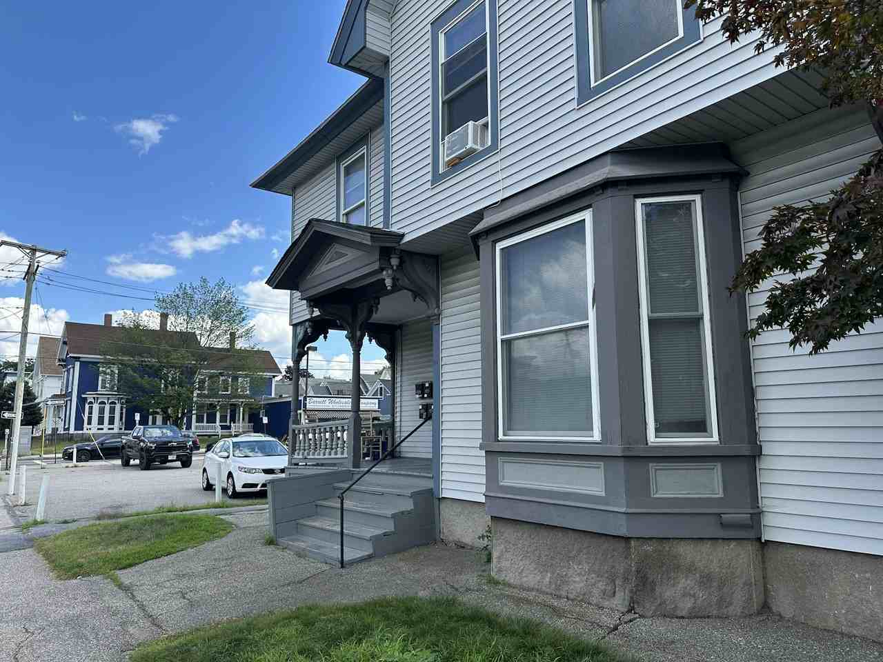 319 Hanover Street, Unit 4 - Photo 3 of 14