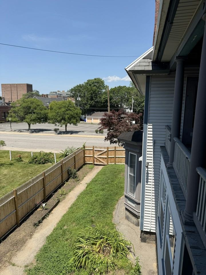 319 Hanover Street, Unit 4 - Photo 4 of 14