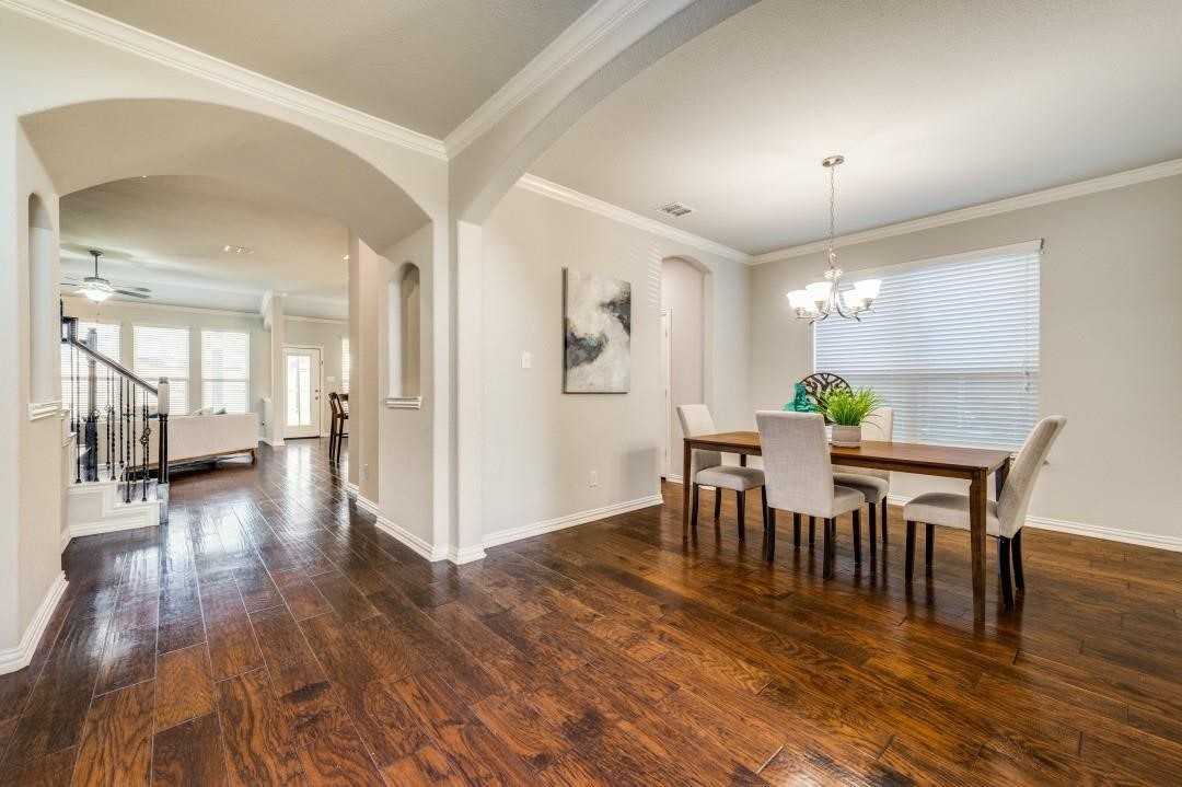 2417 Austin Ln - Photo 2 of 28