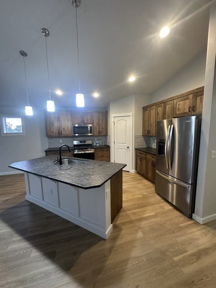 248 Stagecoach Ave #1 - Photo 2 of 9