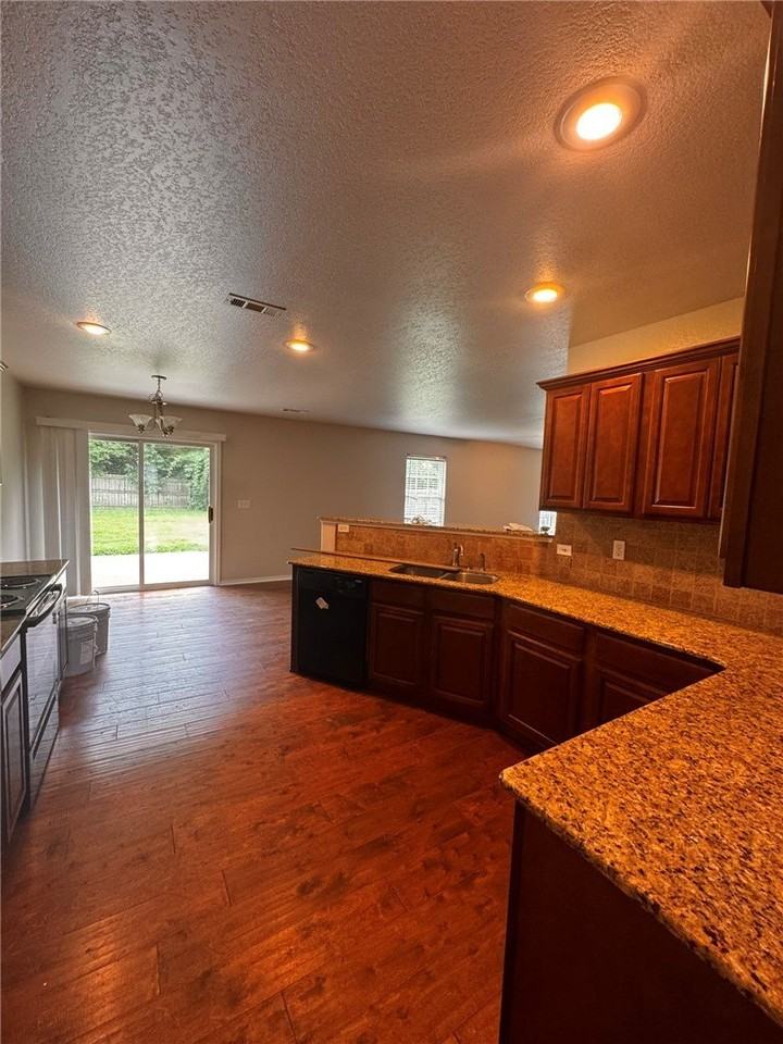 11723 E Creek Ln - Photo 7 of 21
