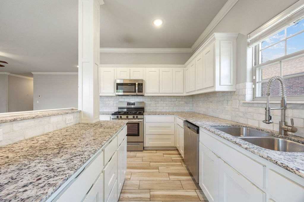 2237 Aspen - Photo 6 of 23