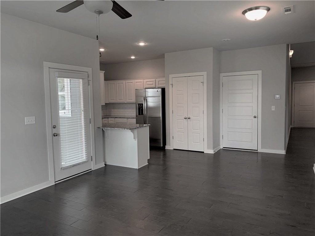 3901 Sw Peachwood Dr - Photo 3 of 26