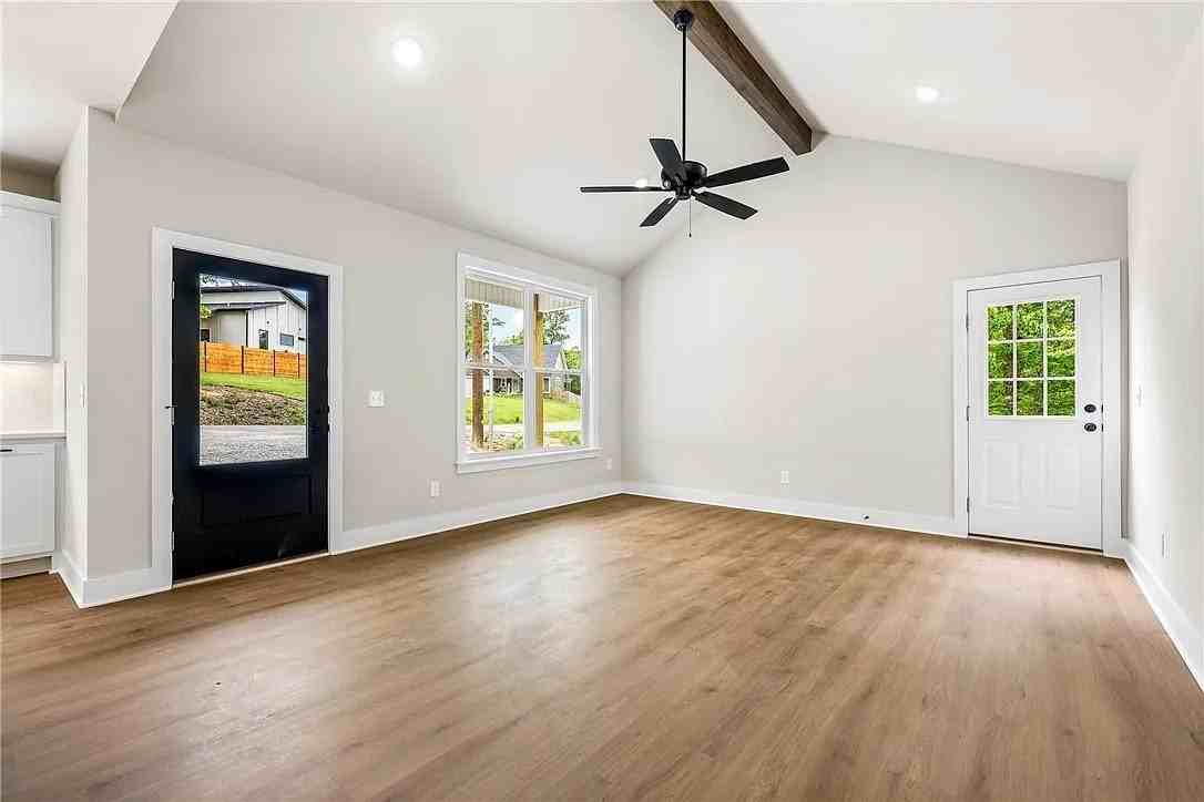 68 Kirkwall Dr - Photo 6 of 13