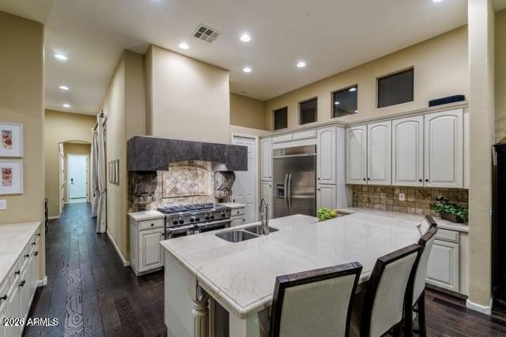 8010 E Wingspan Way - Photo 5 of 28
