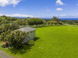 featured image of 654 Kaupakalua Rd #1