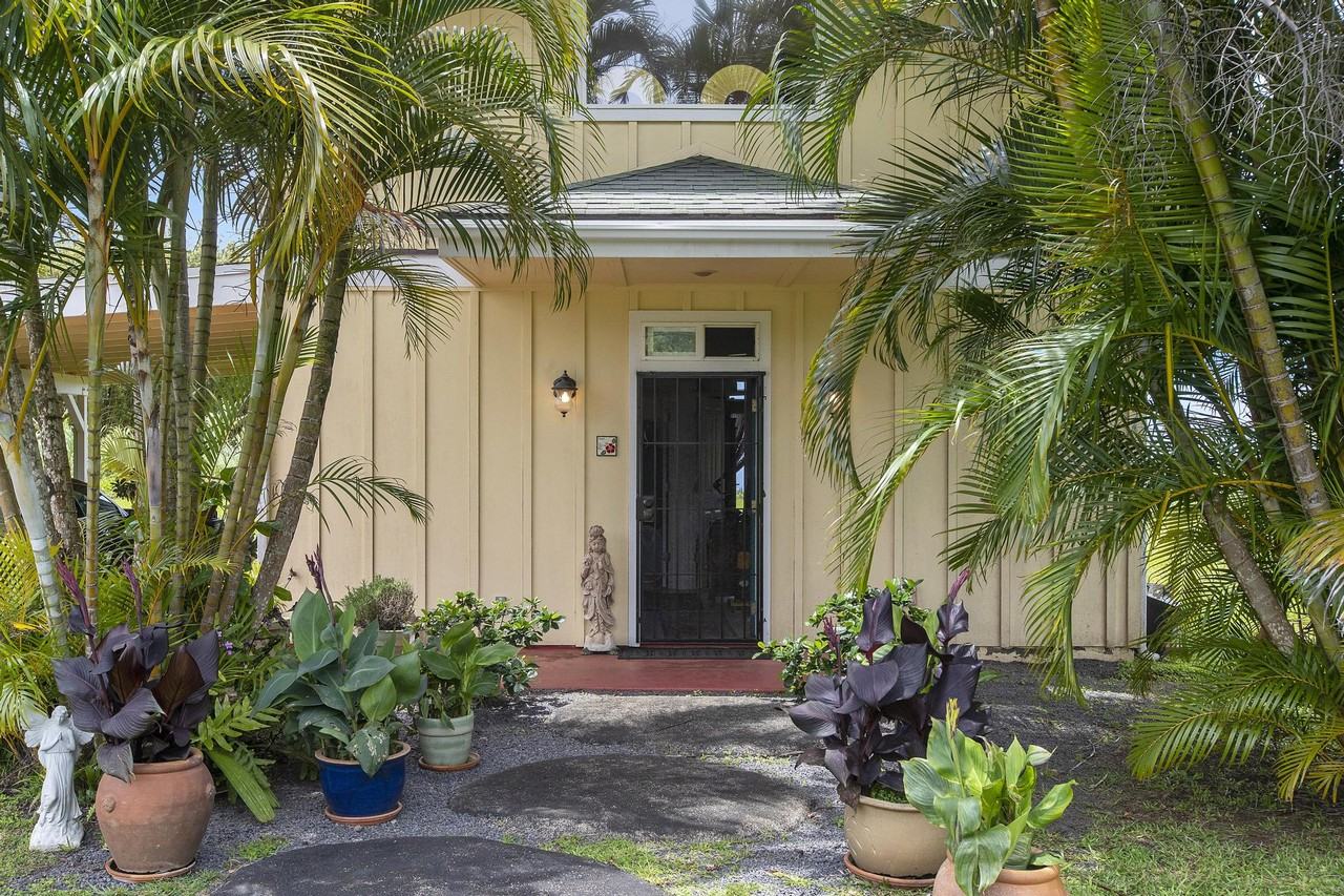654 Kaupakalua Rd #1 - Photo 3 of 25
