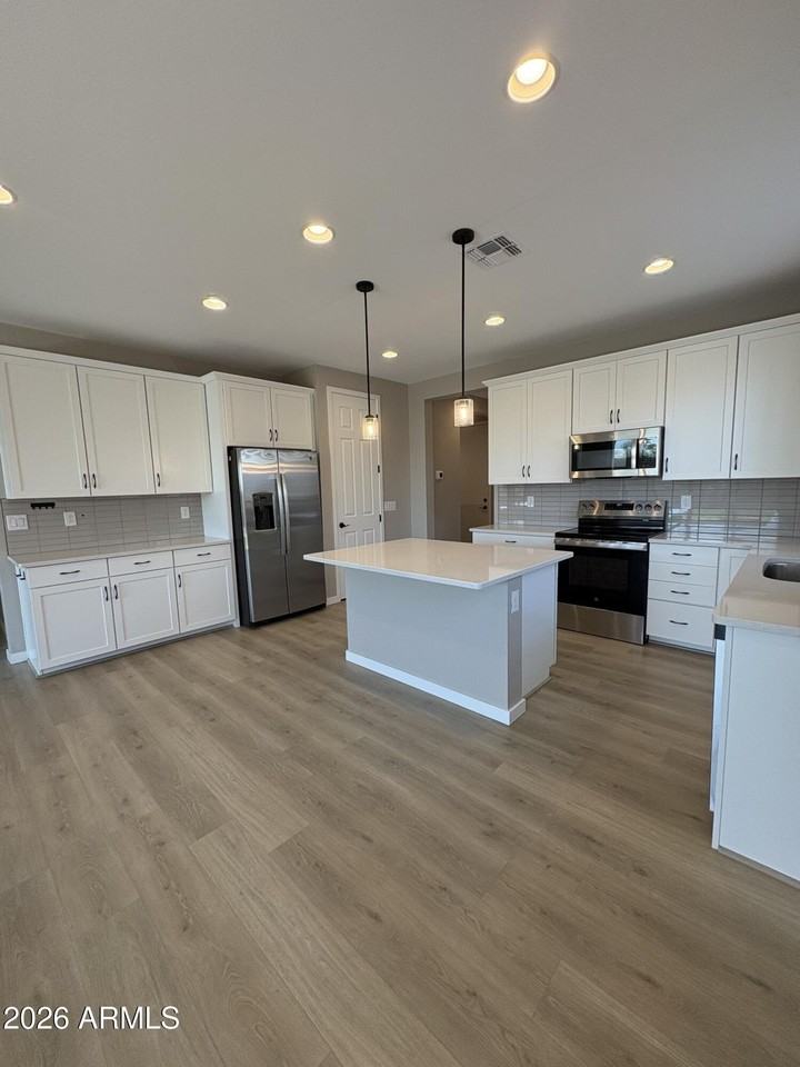 48395 N Dorotea Way - Photo 3 of 24