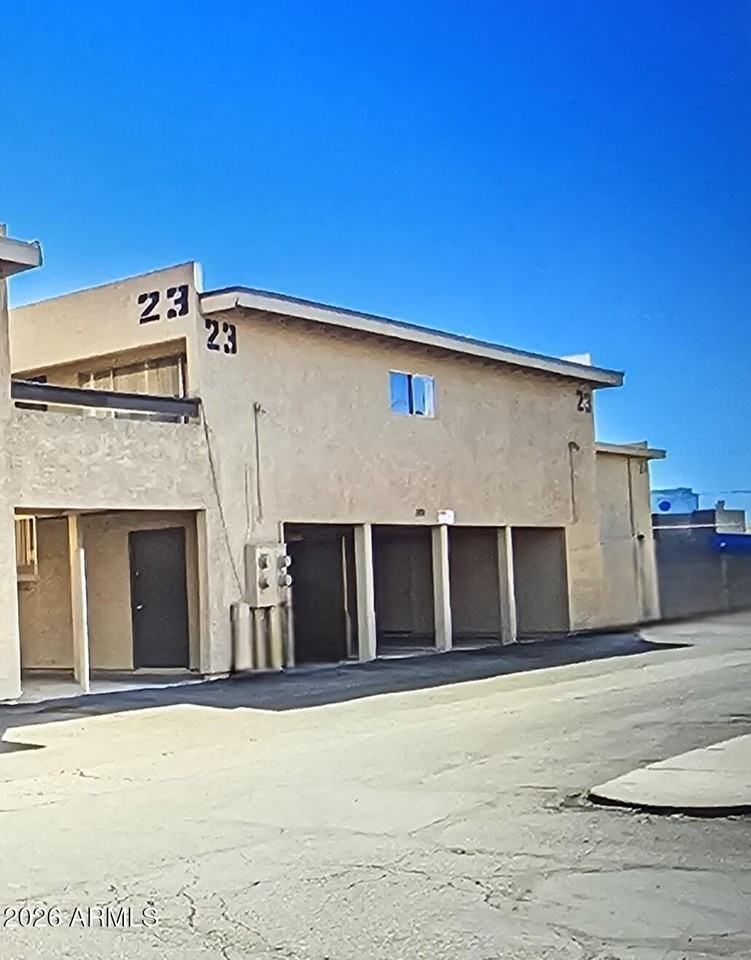 2684 N 43rd Ave #A - Photo 2 of 2