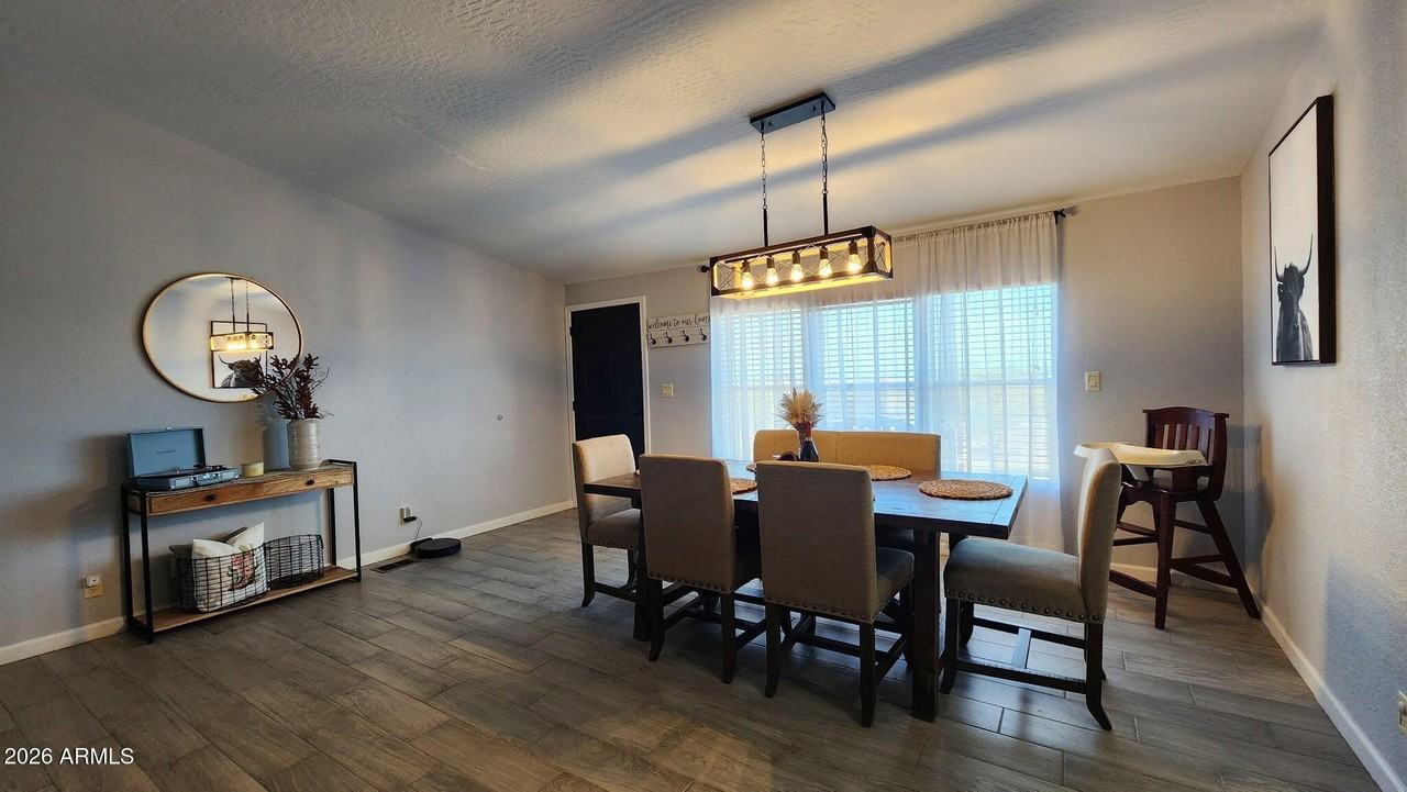 9647 S 30th Dr - Photo 3 of 17