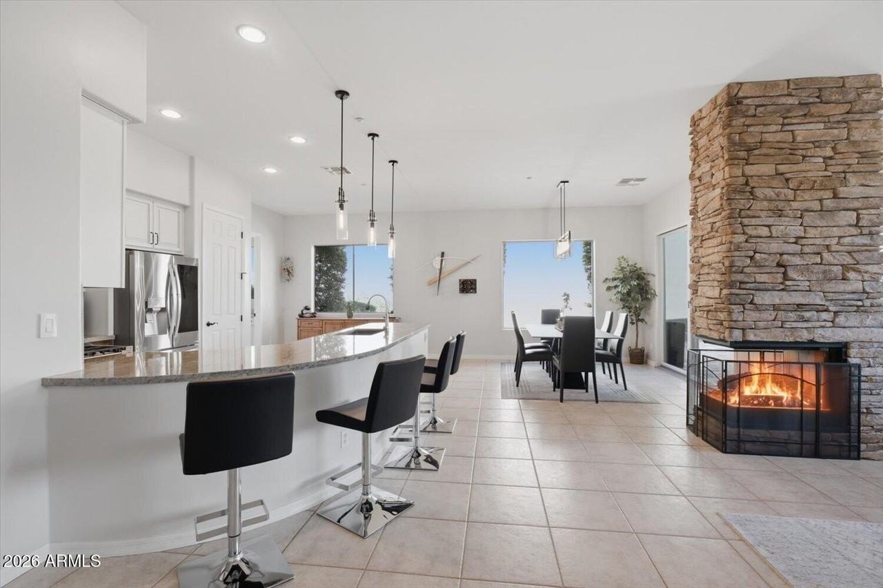 7427 E Evening Glow Dr - Photo 4 of 50