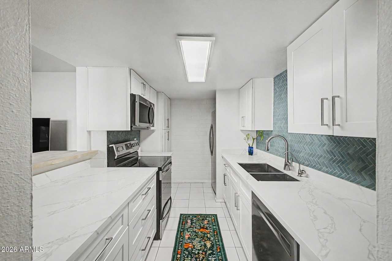 4170 N 81st St - Photo 3 of 28