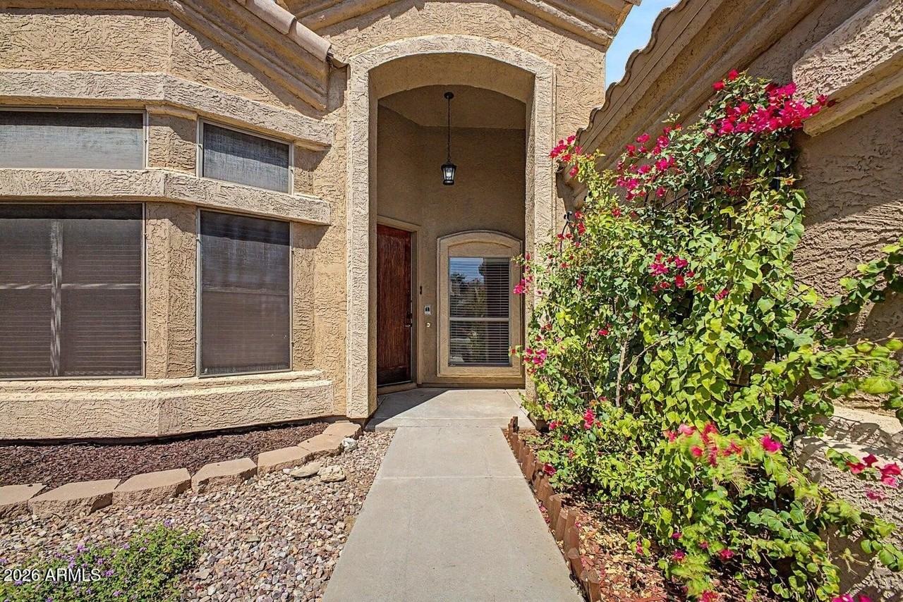 1320 E Cottonwood Ln - Photo 7 of 27