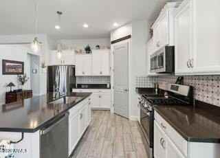 3271 Dells Canyon Dr - Photo 5 of 20