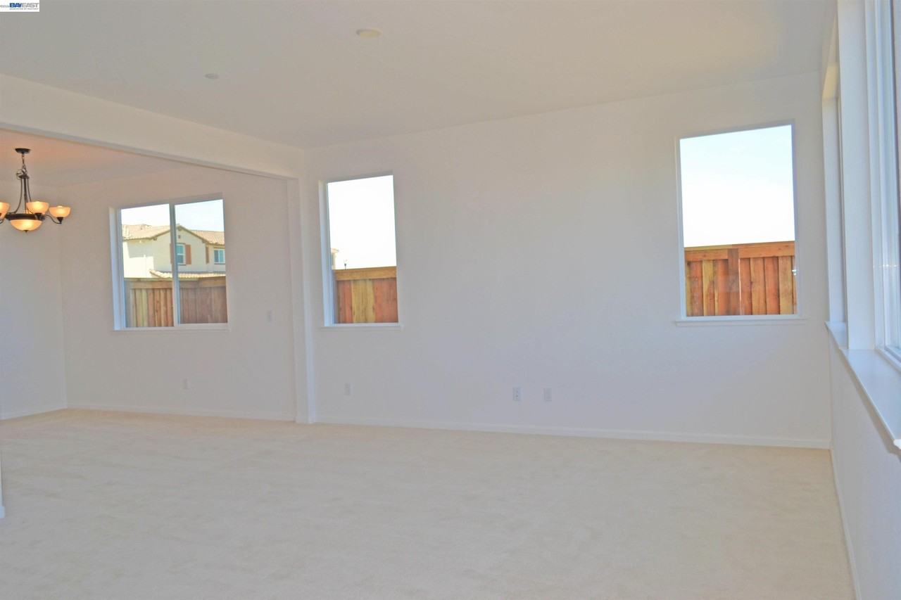 2602 Brookshire St - Photo 2 of 11
