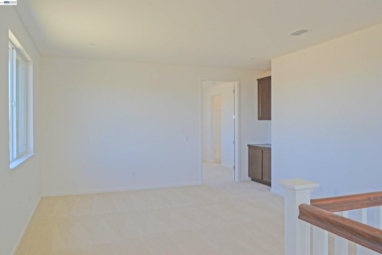 2602 Brookshire St - Photo 6 of 11