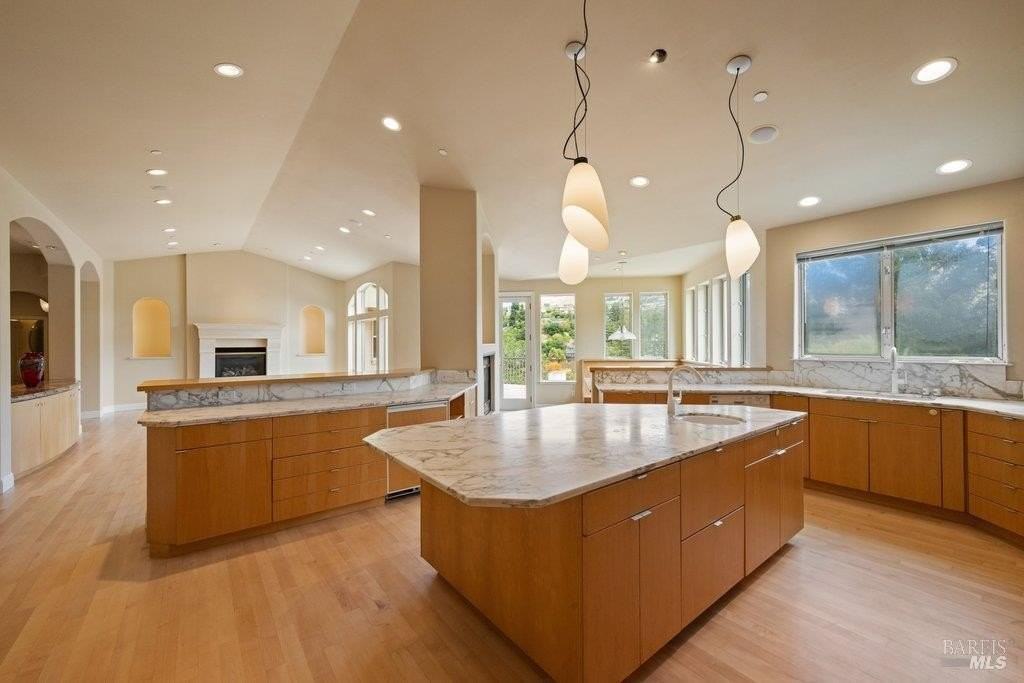 10 Warrens Way - Photo 6 of 46