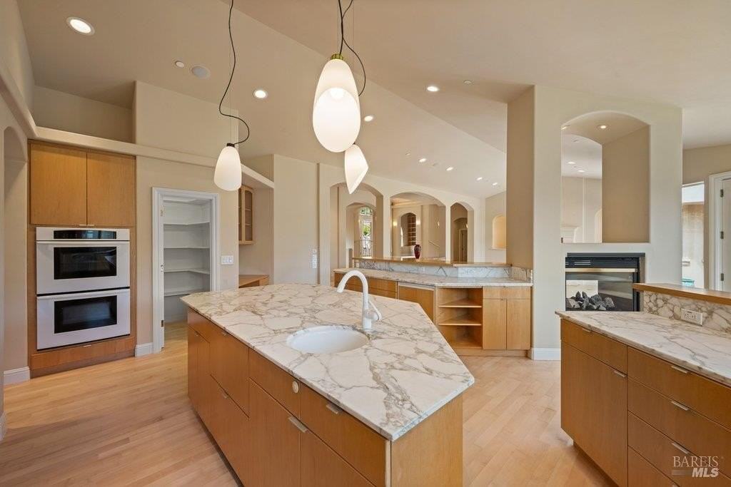 10 Warrens Way - Photo 7 of 46