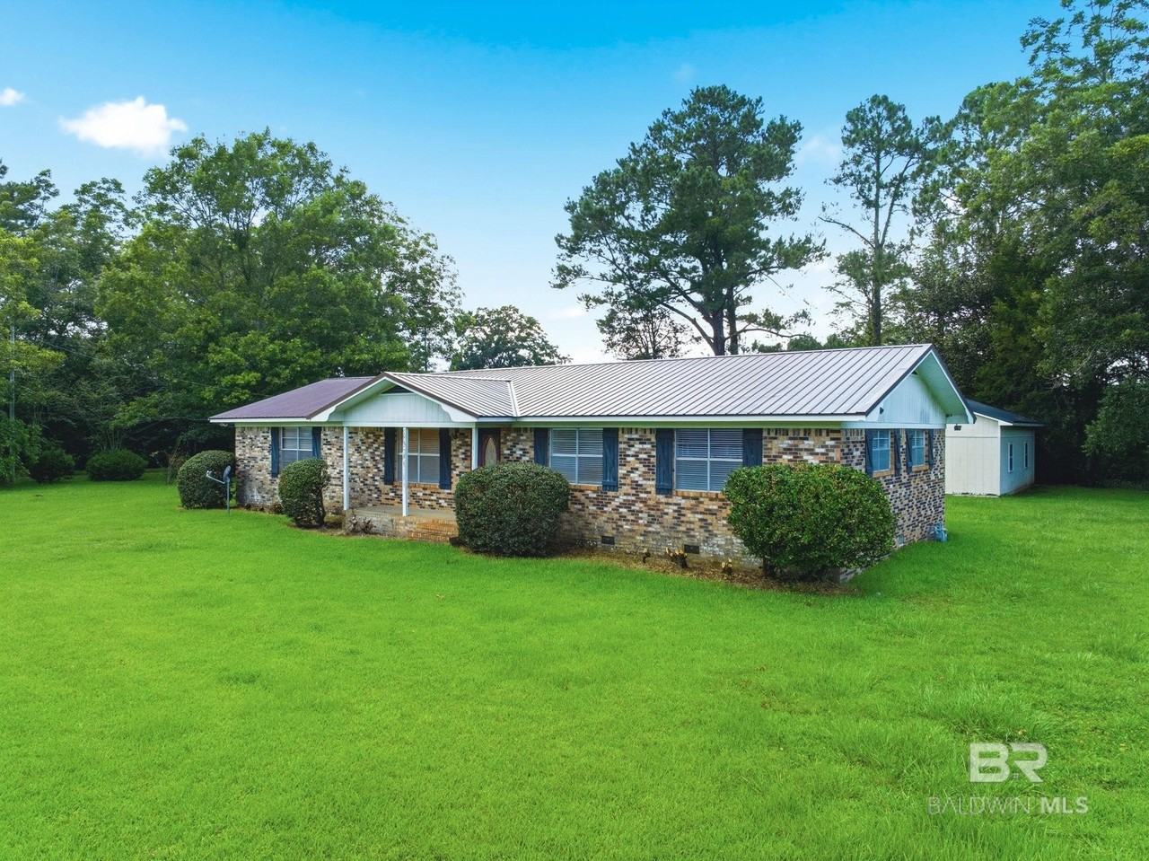 20532 White Hill Road - Photo 3 of 26