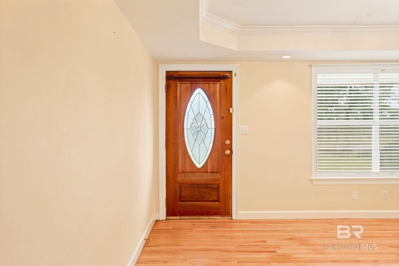 20532 White Hill Road - Photo 5 of 26