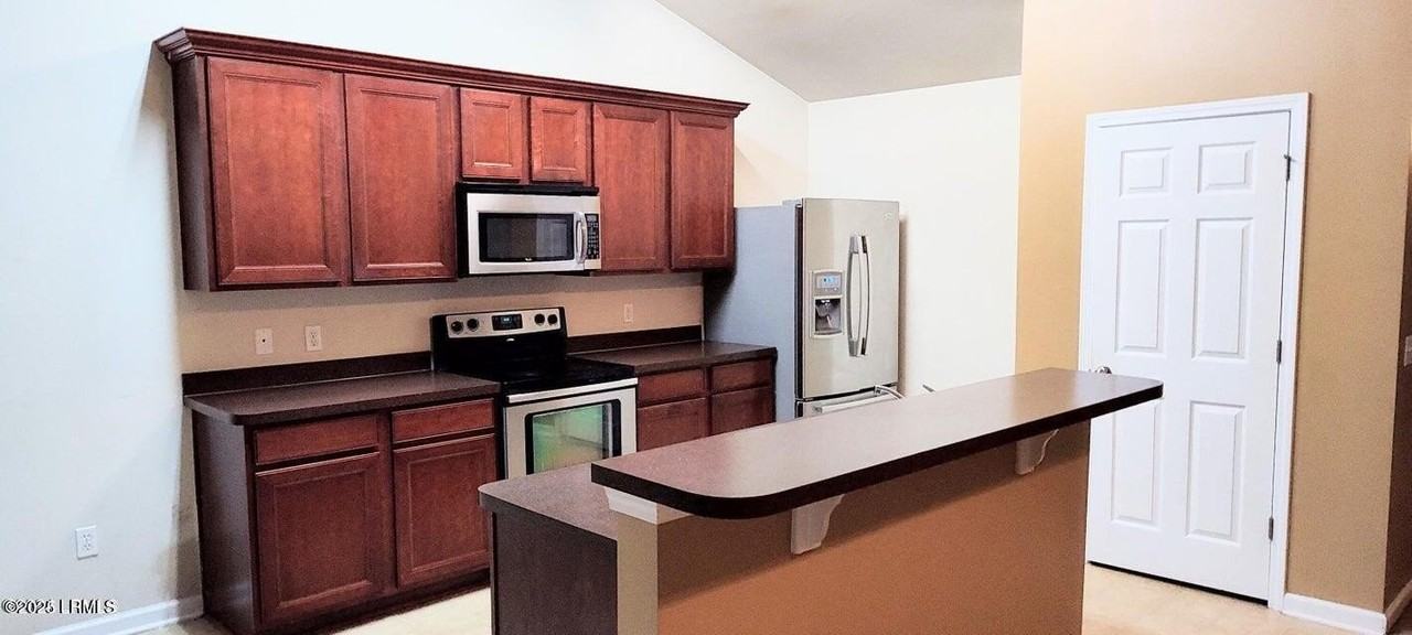 17 Harbison Pl - Photo 3 of 39