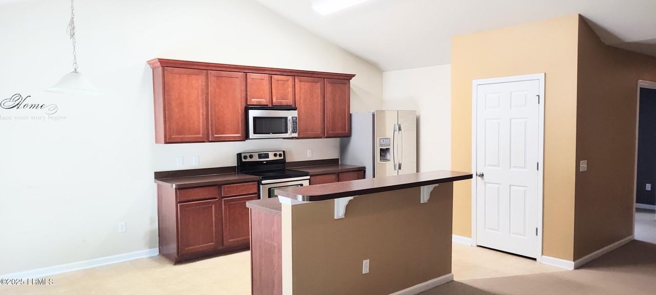 17 Harbison Pl - Photo 6 of 39