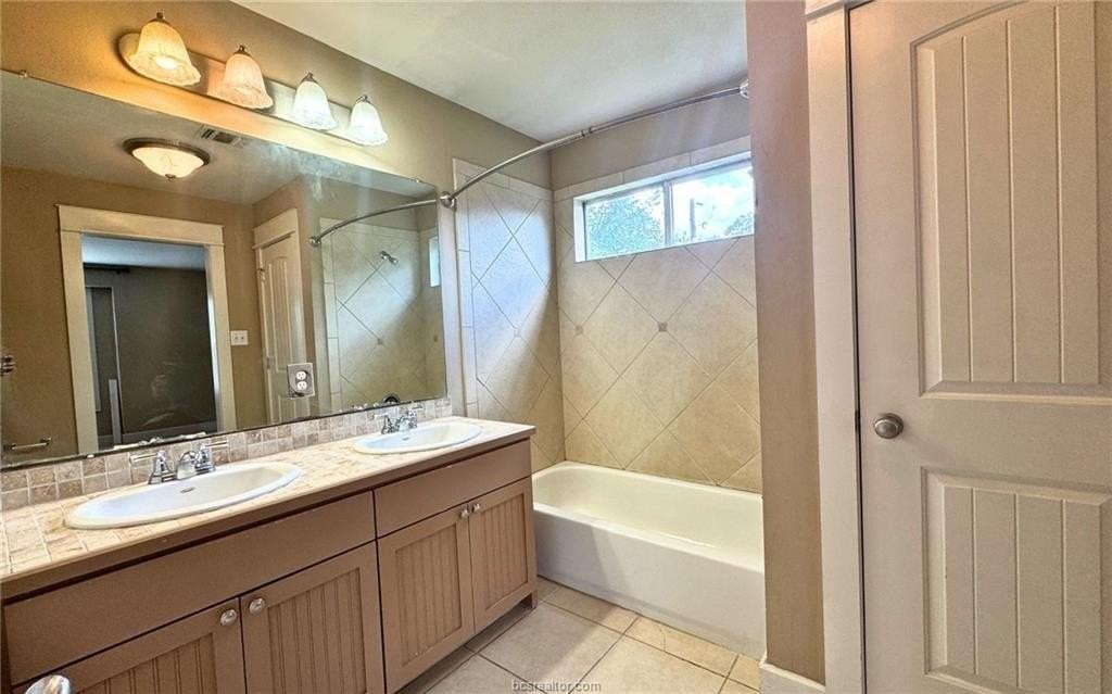 501 Grey Oak Ct - Photo 7 of 11