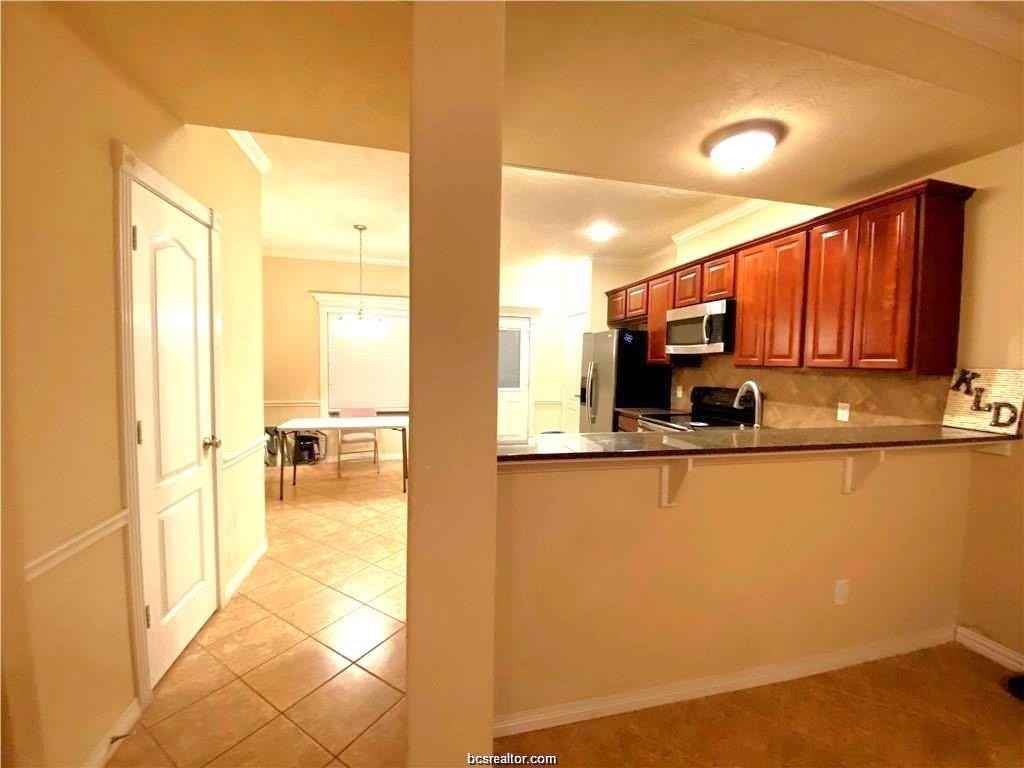 1000 Spring Loop #1705 - Photo 3 of 12