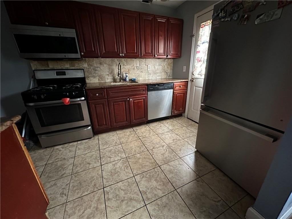 15035 Foch Blvd #1 - Photo 4 of 7