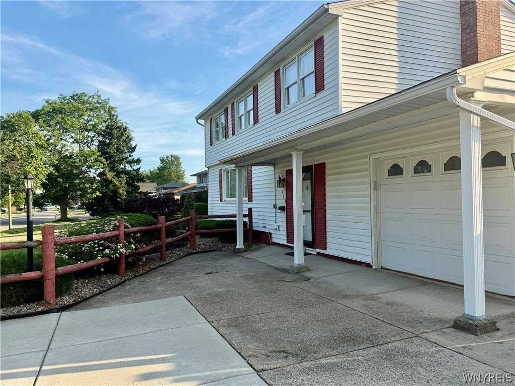 119 Kaymar Dr - Photo 2 of 30