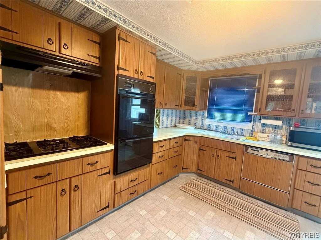 119 Kaymar Dr - Photo 7 of 30