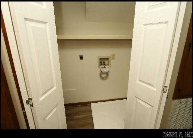 208 S Linden St - Photo 6 of 20