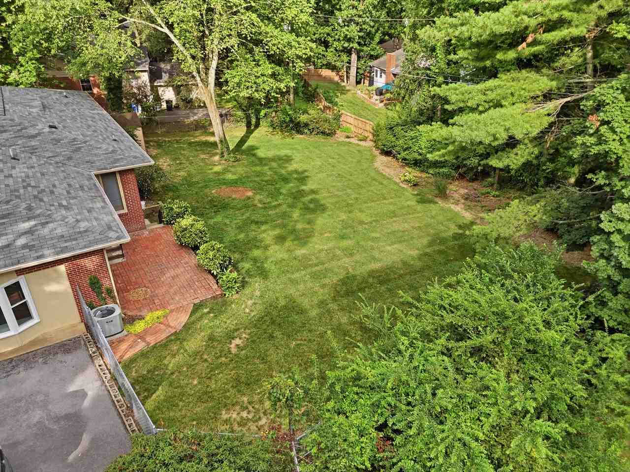 205 S Palisades Dr - Photo 6 of 26
