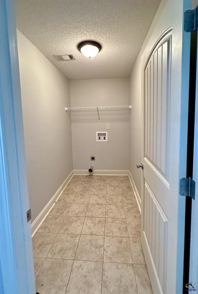 523 Grand Ave - Photo 5 of 15