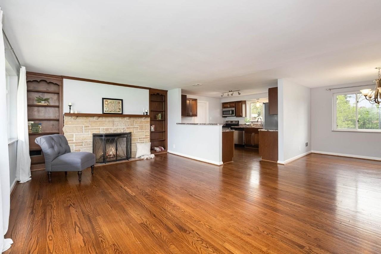 428 Kings Mills Rd - Photo 4 of 24