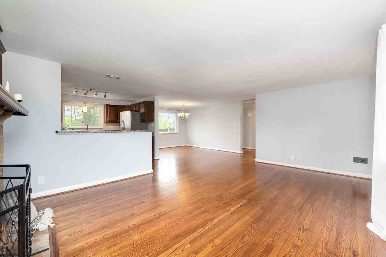 428 Kings Mills Rd - Photo 6 of 24