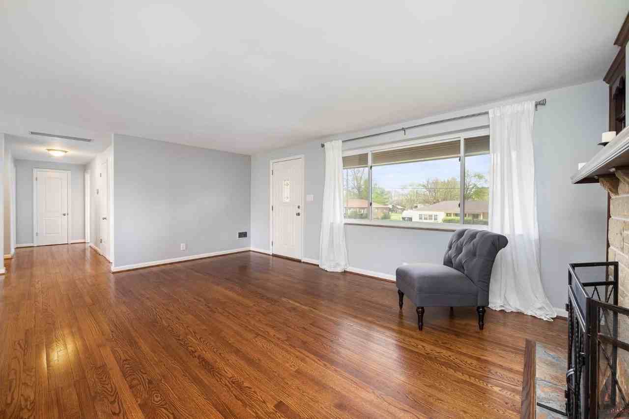 428 Kings Mills Rd - Photo 7 of 24