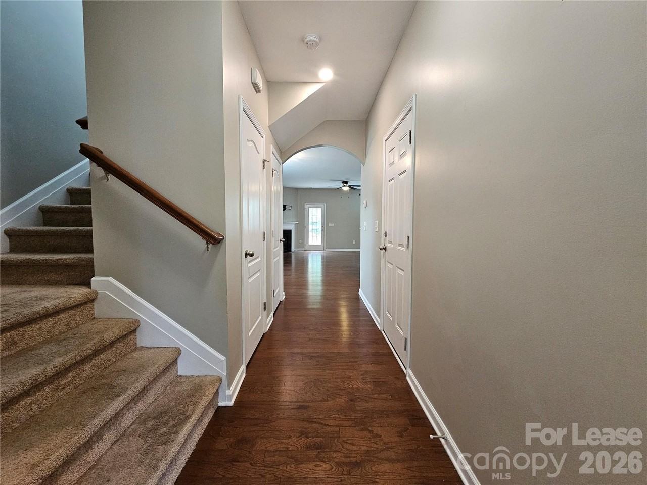 3233 Yarmouth Ln - Photo 6 of 19